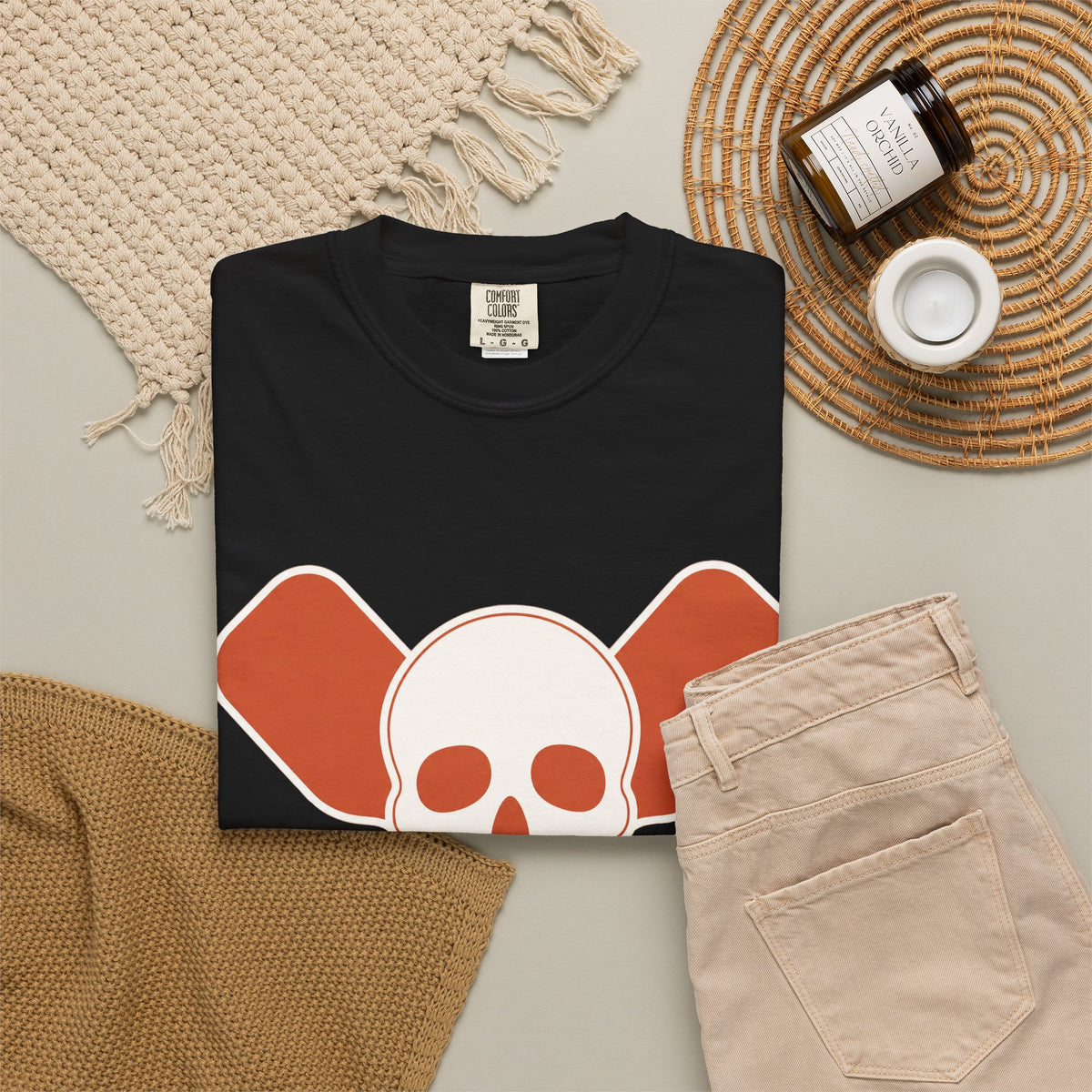 Skull & Oars T-Shirt - Black - Flat Lay