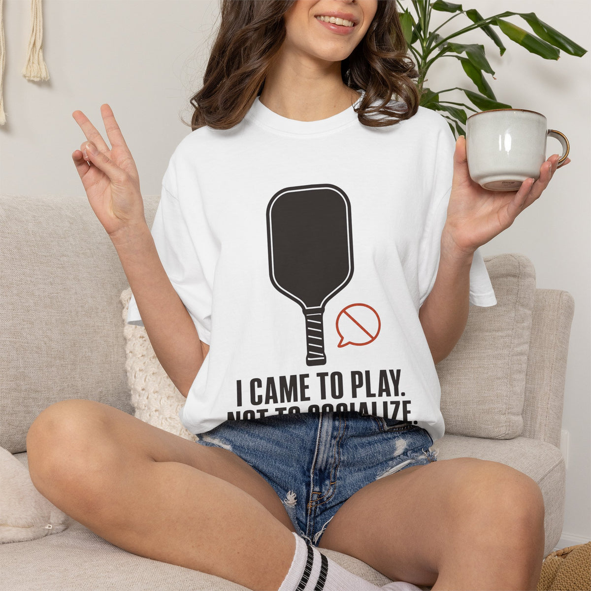 I Came to Play. Not to Socialize. T-Shirt - White - On Model Female