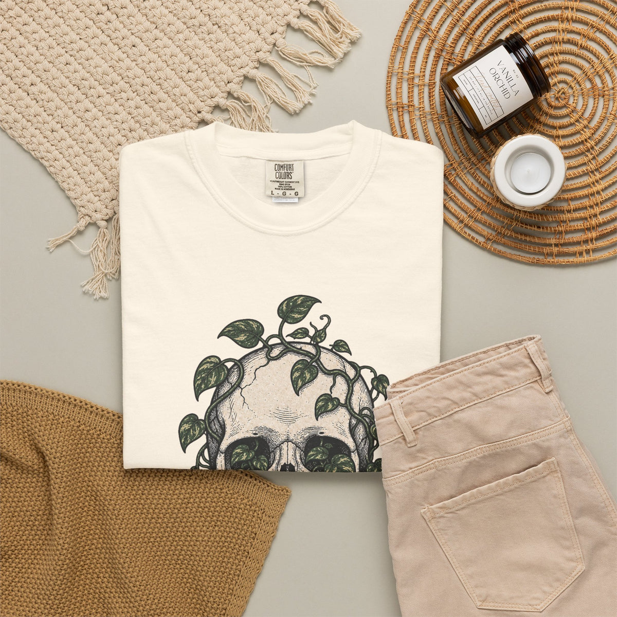 Skull with Ivy Leaves T-shirt - Ivory - Flat Lay