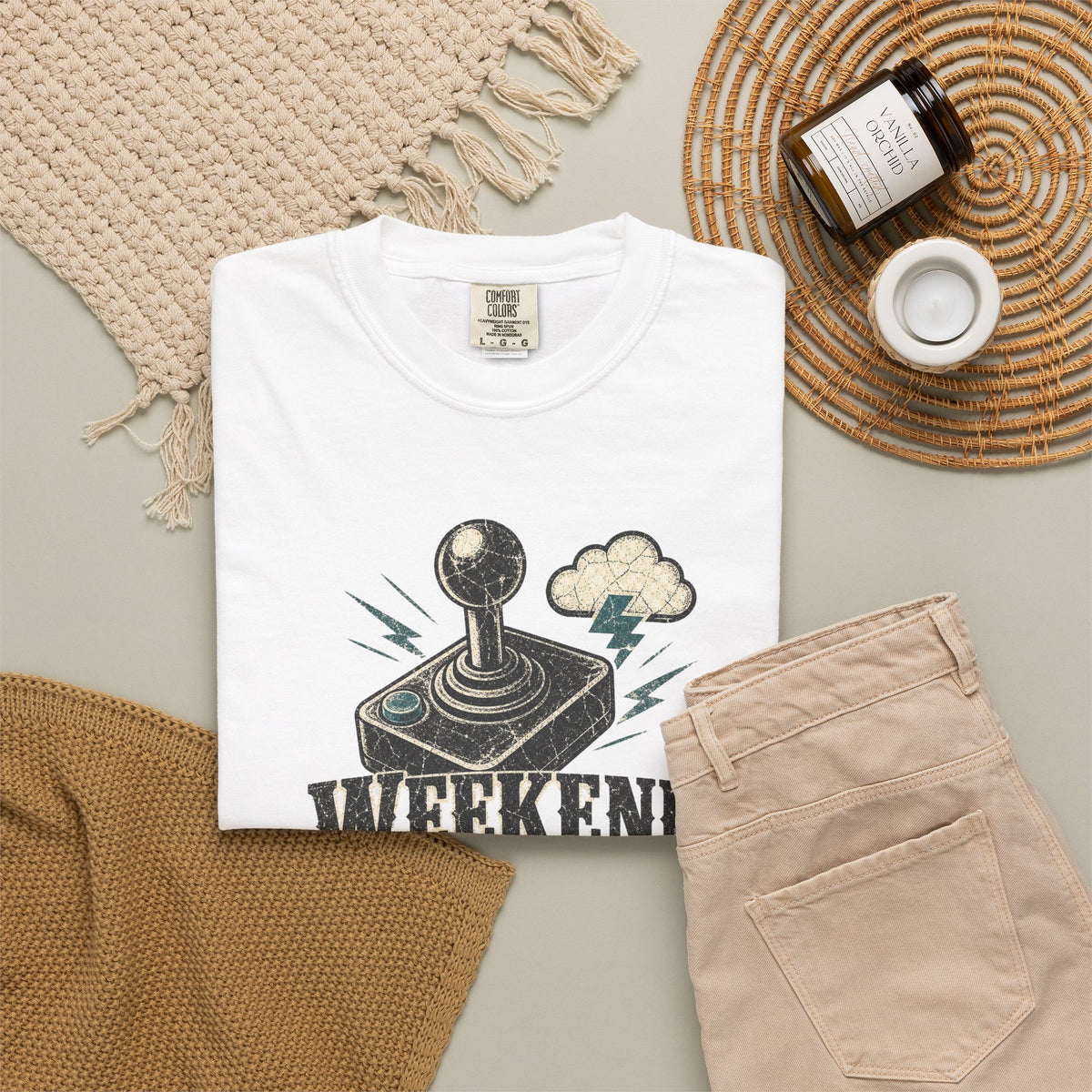 Weekend Forecast 100% Gaming T-shirt - White - Flat Lay