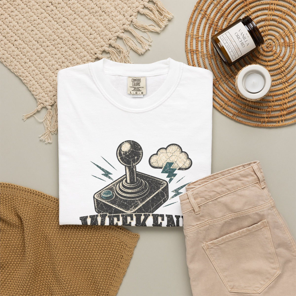 Weekend Forecast 100% Gaming T-shirt - White - Flat Lay