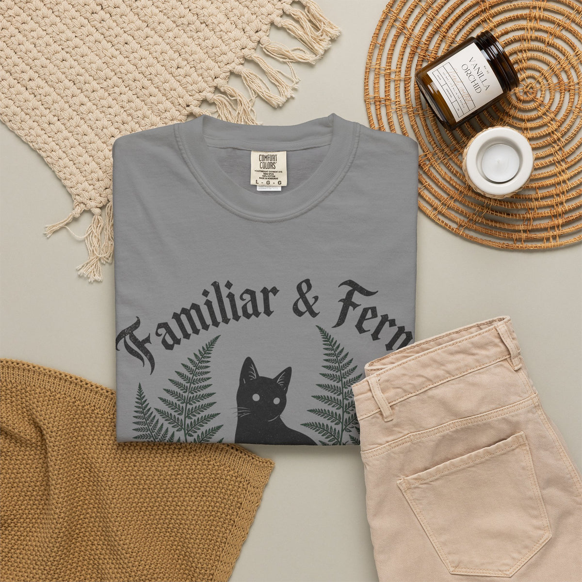 Familiar & Ferns T-shirt - Grey - Flat Lay