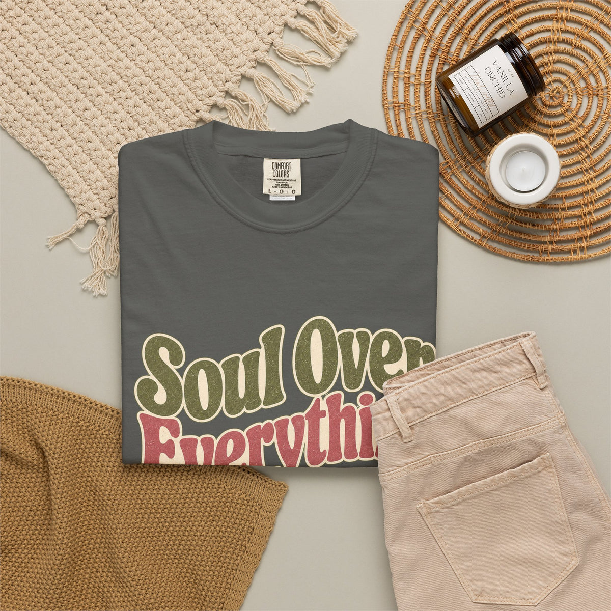 Soul Over Everything T-shirt - Pepper - Flat Lay