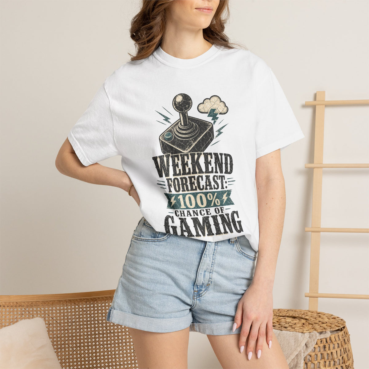 Weekend Forecast 100% Gaming T-shirt - White - On Model Female