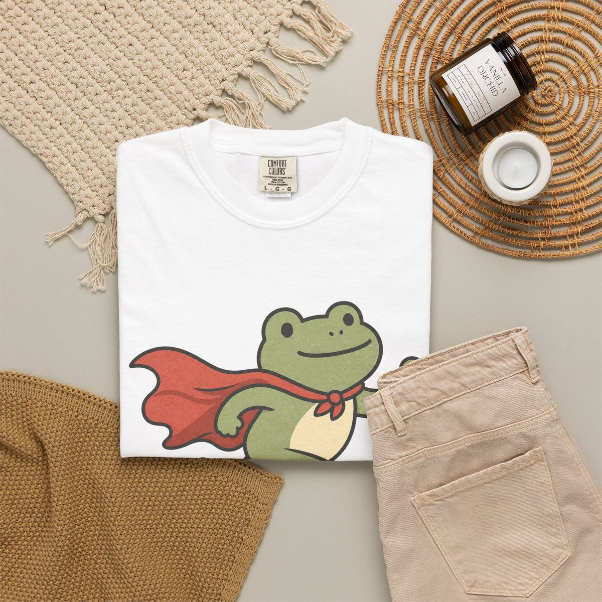Superhero Frog running illustration T-shirt - White - Flat Lay