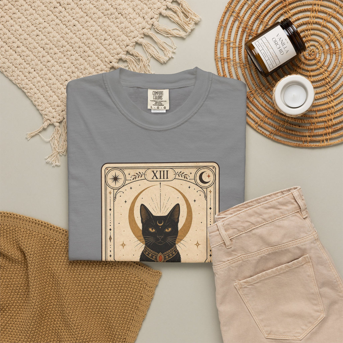 Black Cat Tarot Card T-shirt - Grey - flat lay