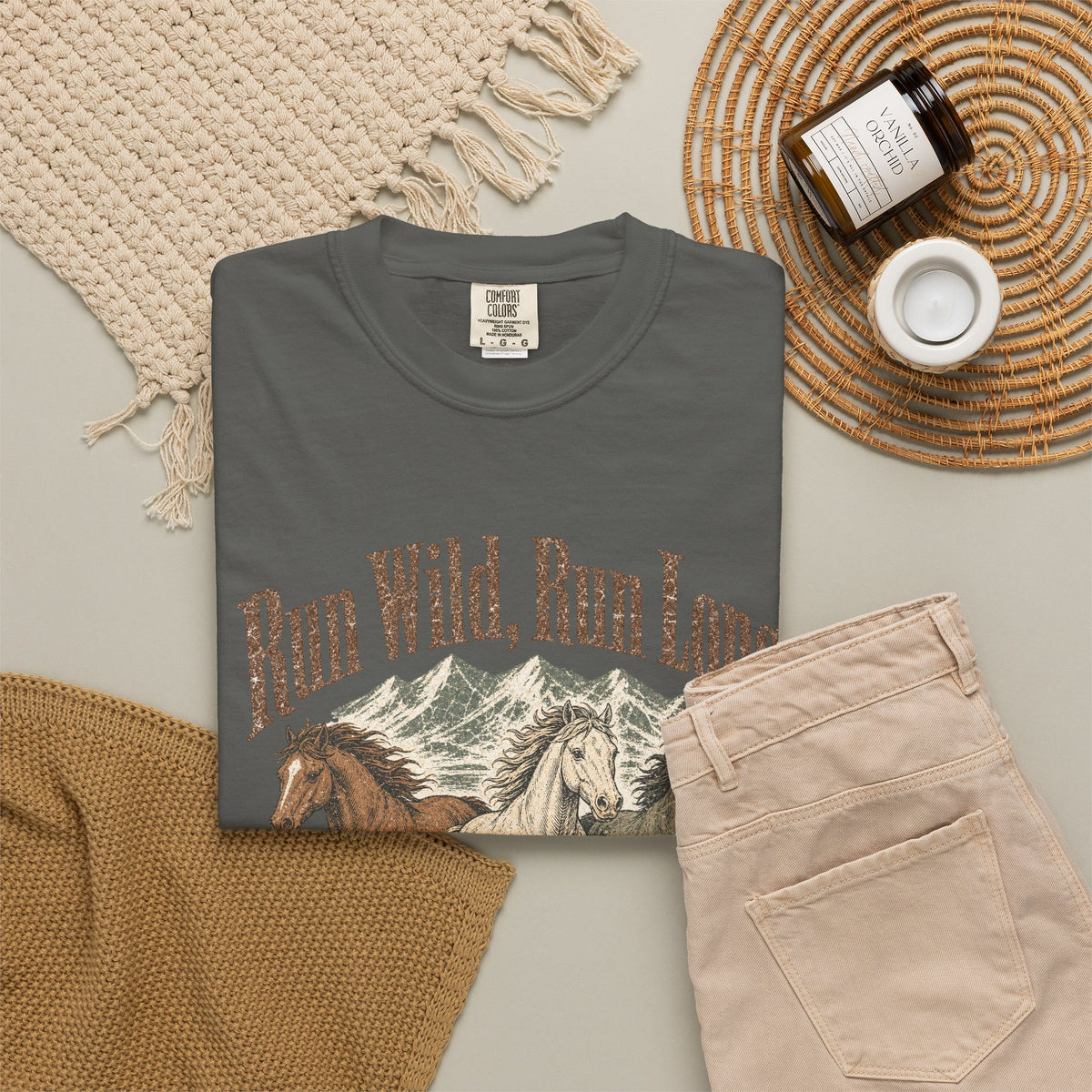 Run Wild Run Long T-shirt - Pepper - Flat Lay