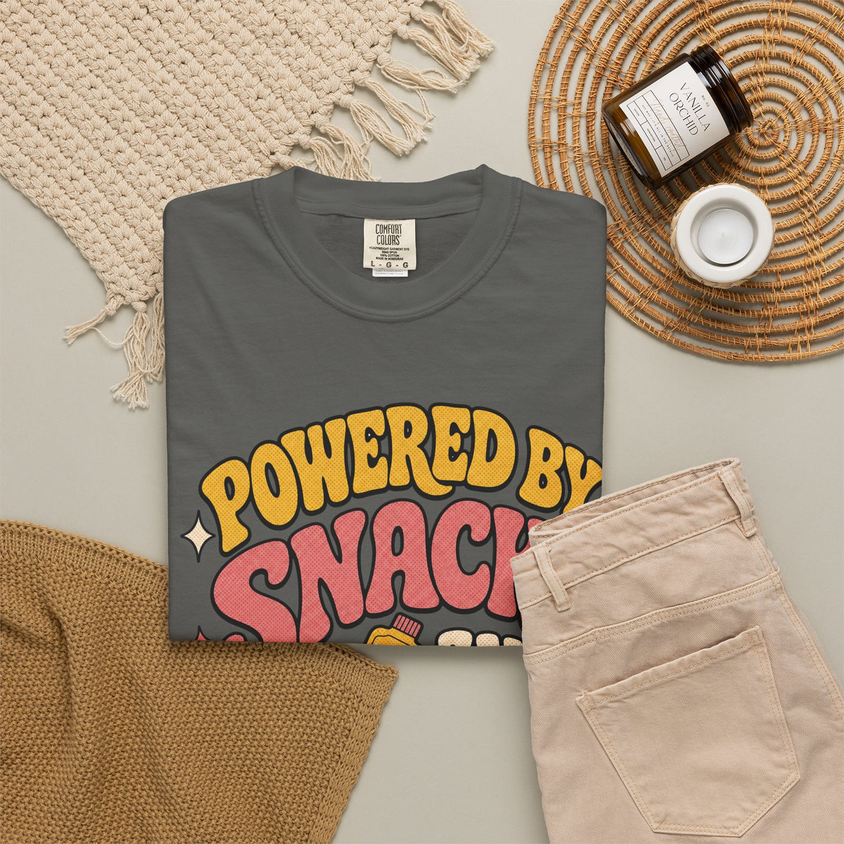 Powered by Snacks and Spite T-shirt - Pepper - flat lay
