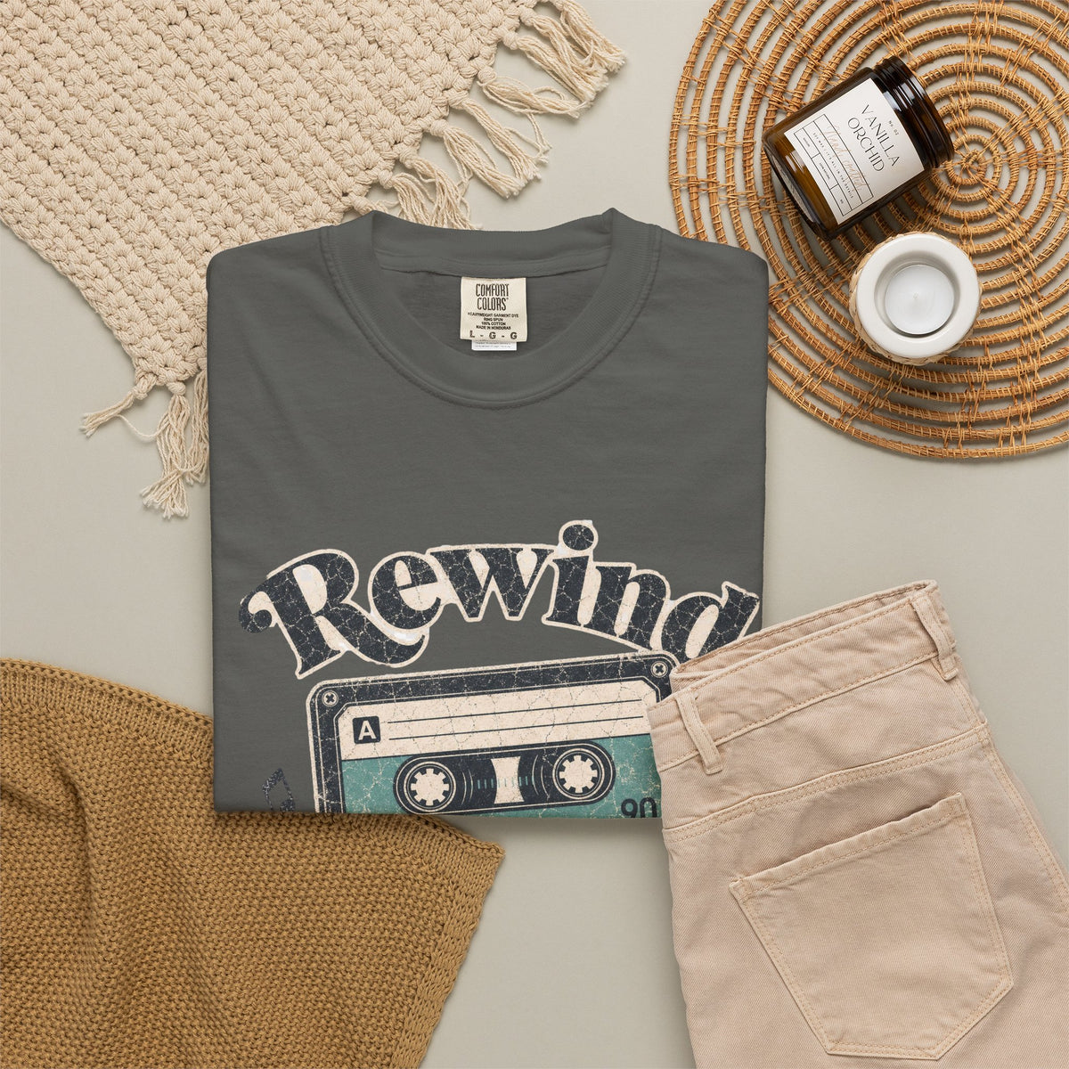 Retro Cassette Tape T-shirt - Pepper - Flat Lay