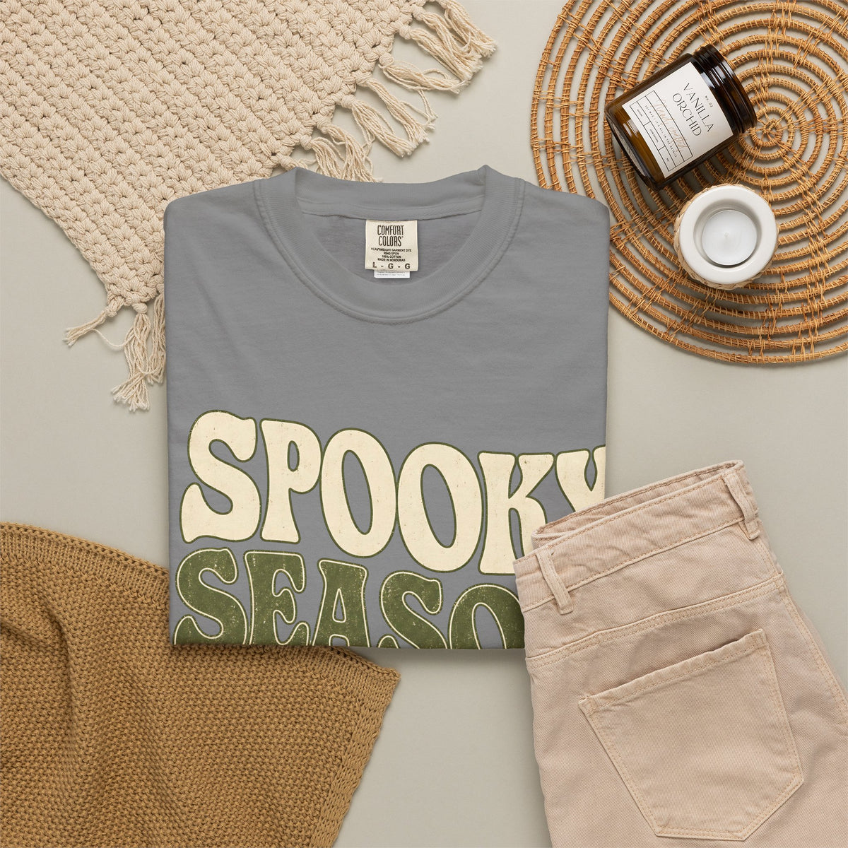 Spooky Season Slow Living T-shirt - Grey - Flat Lay