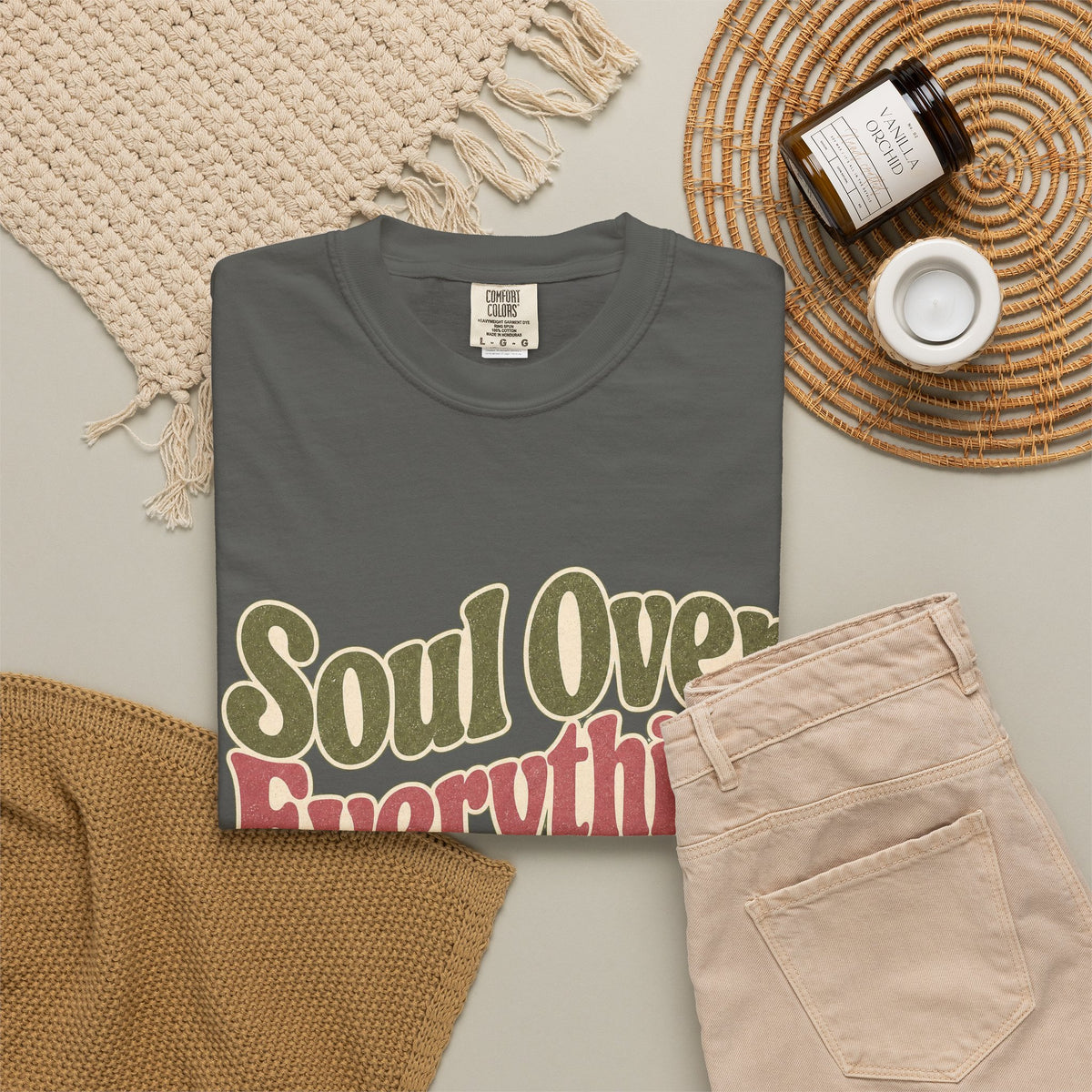 Soul Over Everything T-shirt - Pepper - Flat Lay