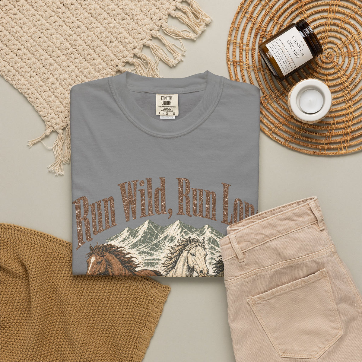 Run Wild Run Long T-shirt - Grey - Flat Lay