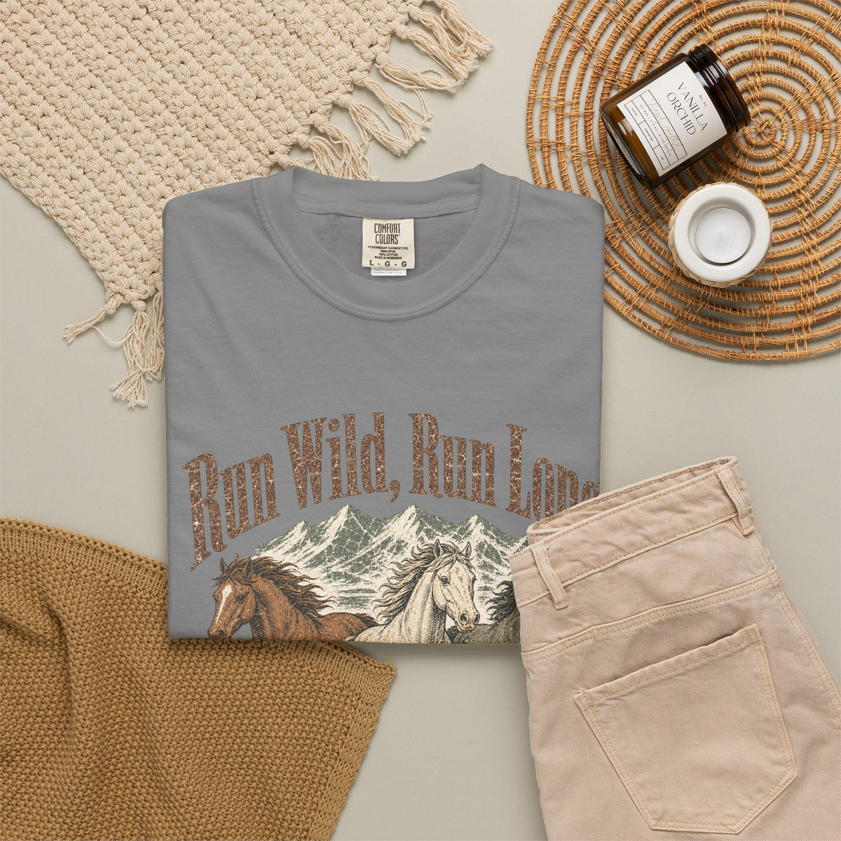 Run Wild Run Long T-shirt - Grey - Flat Lay