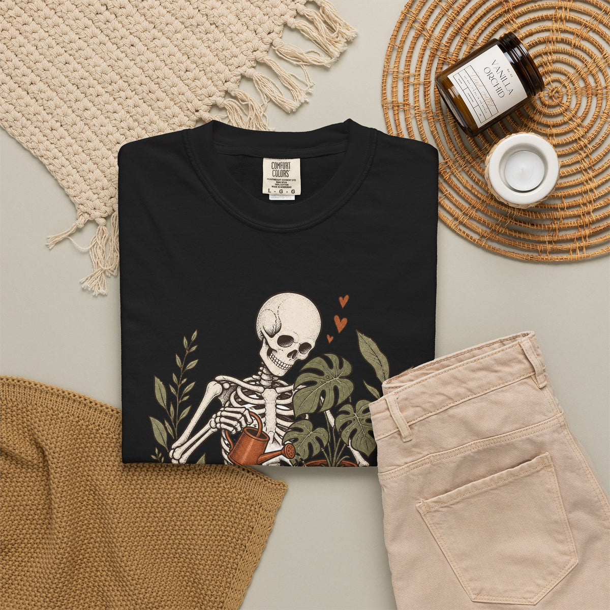 Growing Through It T-shirt - Black - Flat Lay