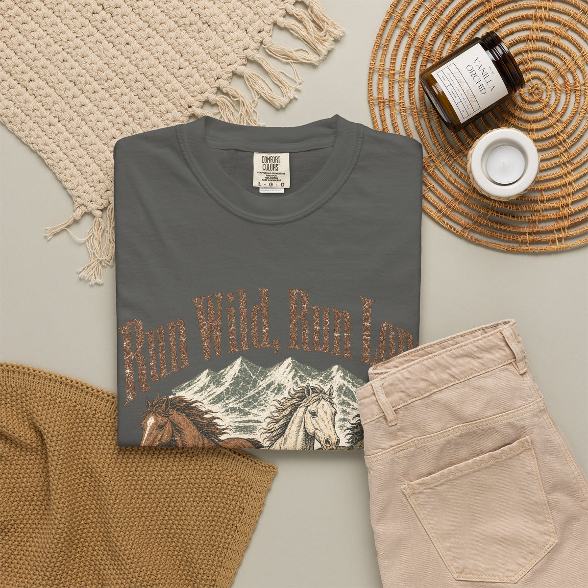 Run Wild Run Long T-shirt - Pepper - Flat Lay