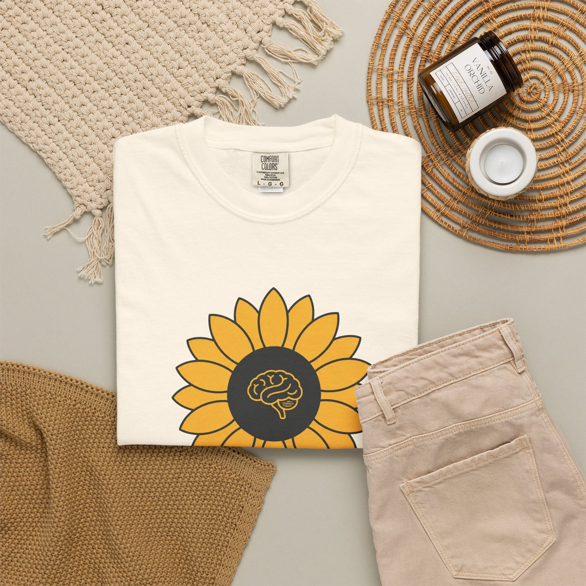 Sunflower Mind T-shirt - Ivory - Flat Lay